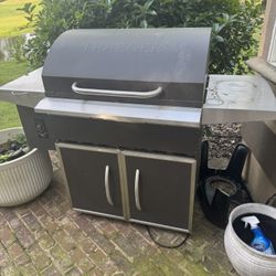 Traeger smoker/grill