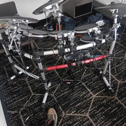 Yamaha Electric Drum Set