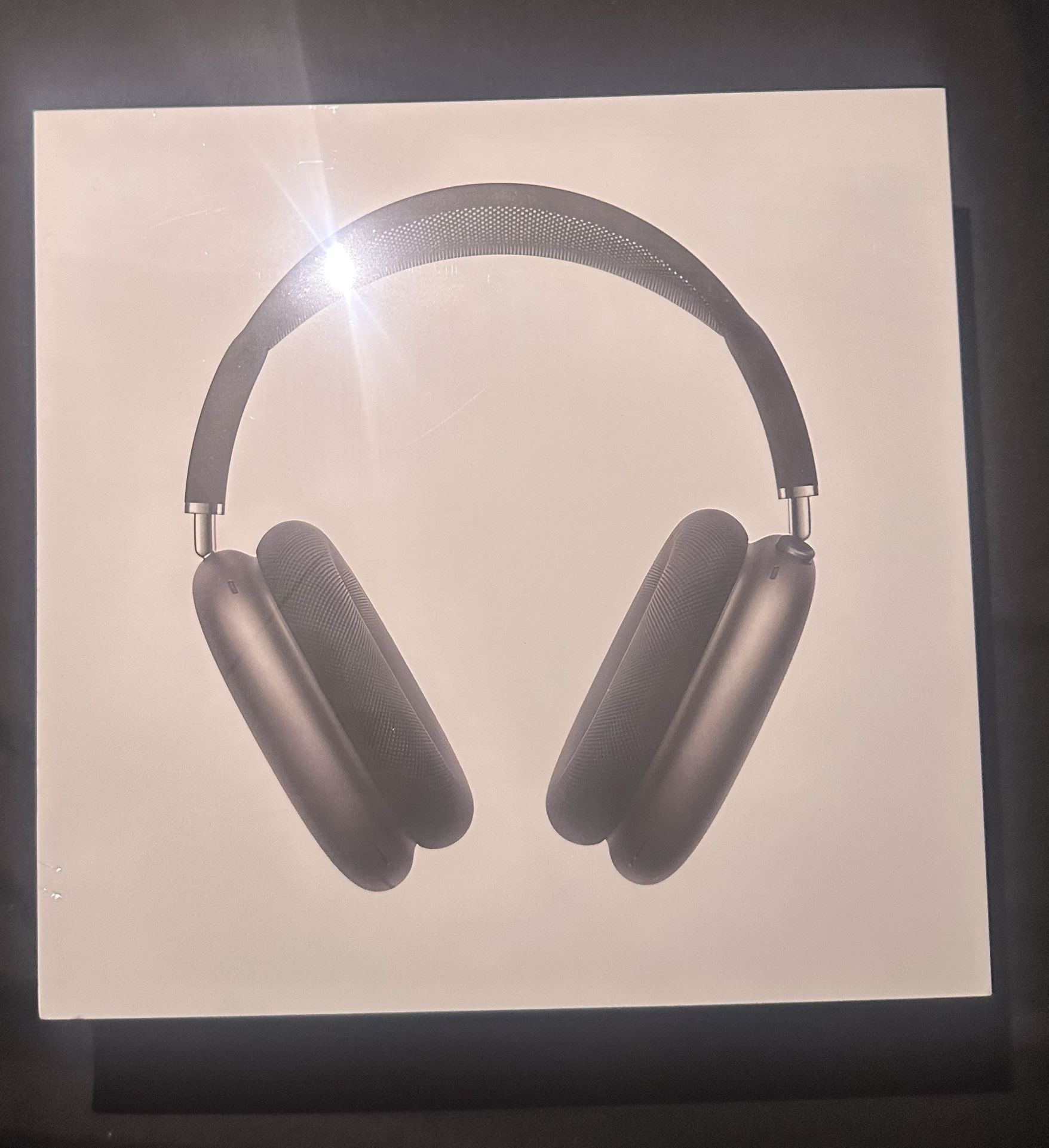 Black AirPod Max