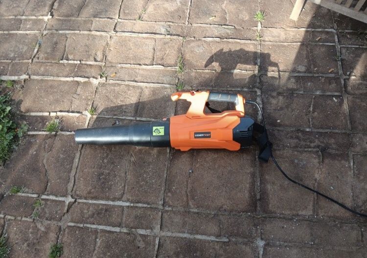 Blower 75$