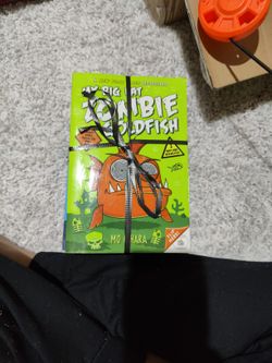 Big Fat zombie Gold Fish Book Series - 5 Books 