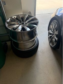 22” X 8” Tesla RIMS