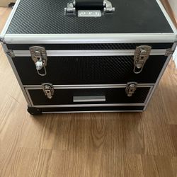 opi rolling manicurist trolley