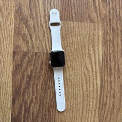 Apple Watch SE Gen 2 40mm Starlight