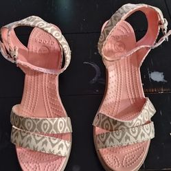 Women's Sandals -Crocs
