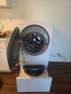LG Signature washer dryer combo W/ kicker washer