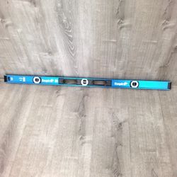 Level  Empire  48"/1219 MM