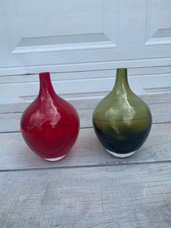 Red & Olive Green Art Glass Salong Vase Hand Blown J Jelinek Retired Style pair