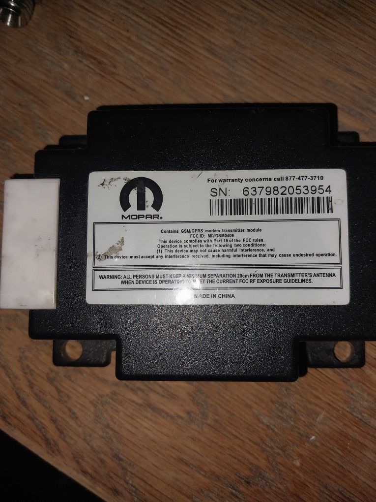 Mopar GSM/GPRS modem transmitter module.