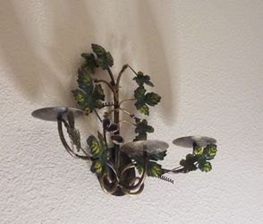 ITALIAN TOLE GILT ROSE WHEAT CANDLE SCONCE FRENCH PARIS APT MID CENTURY