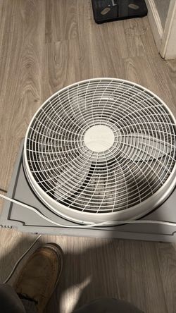 Lasko Box Fan