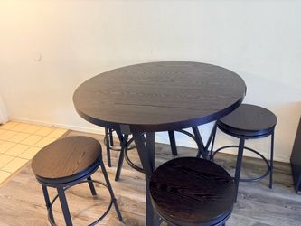 Hermoso comedor en venta!