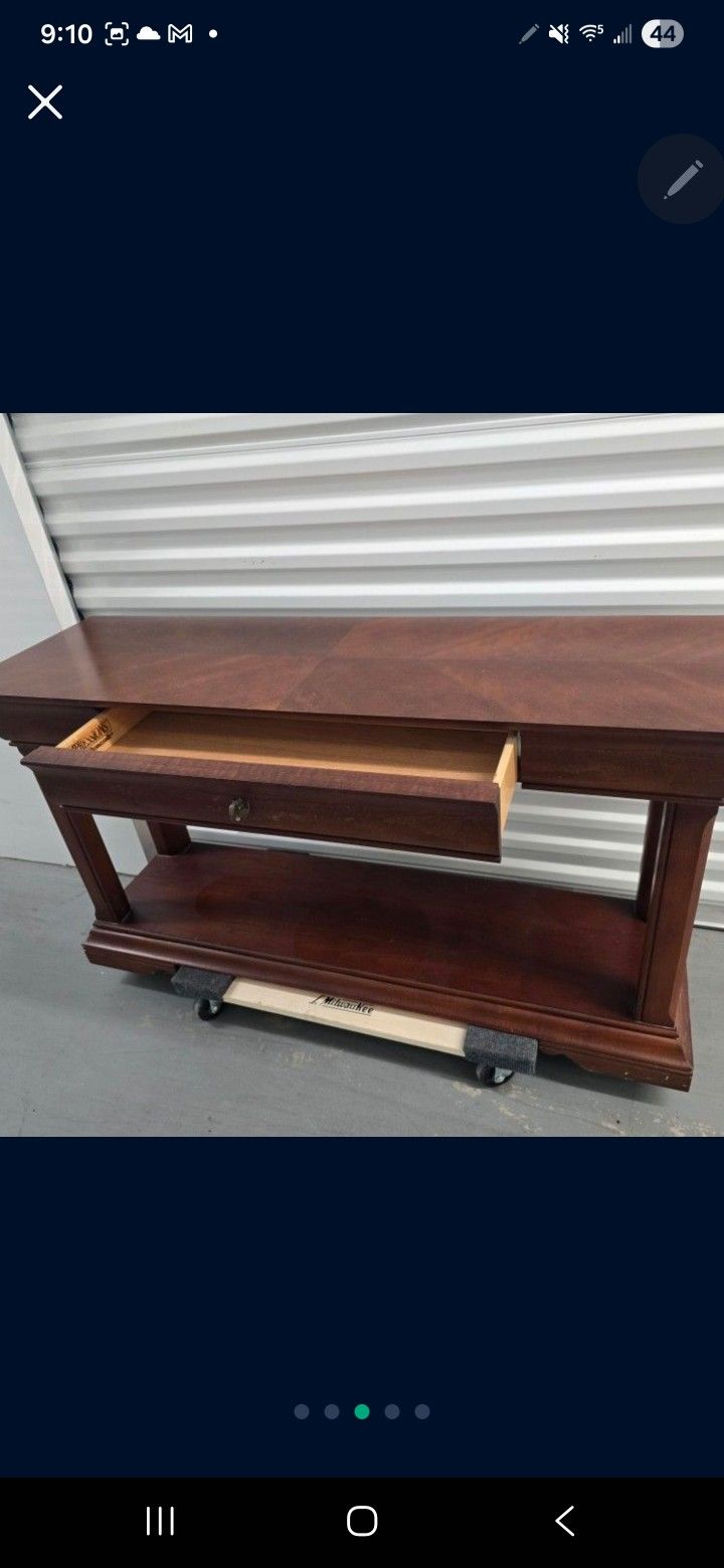 Sofa Table