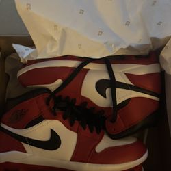 Red Jordan 1 Cleats size 8.5