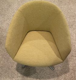 Andreu World Chair