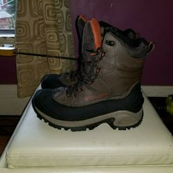 Columbia Bugaboots III - Mens size 8 Leather Boots