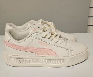 PUMA Womens Smash Platform V3 White Pink Sneaker Size 7 .5 Pickleball Tennis