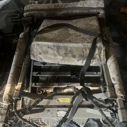 Free deer hunting climbing stand