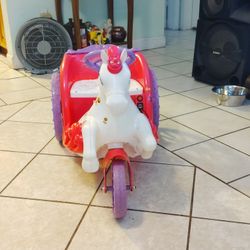 Power wheel horse & carriage