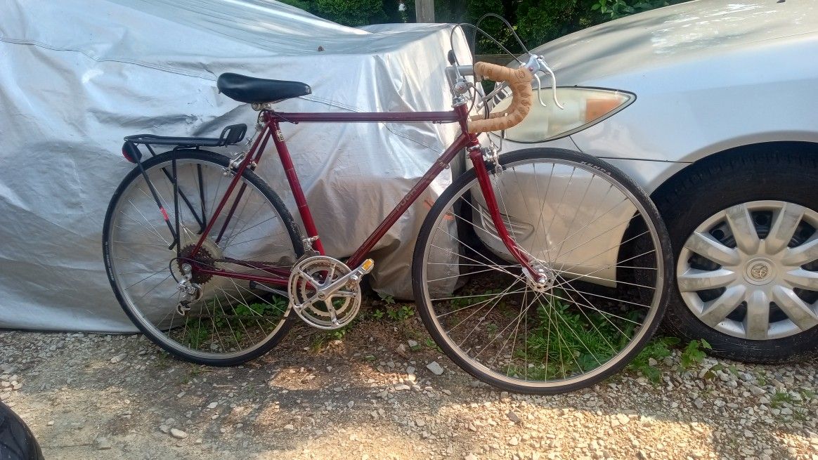 Vintage Puch Road Bike 22 Inch Frame 31 Inch Stand Over 21 Inch Top Tube 27 Inch Wheels