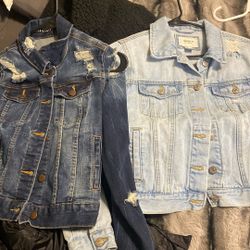 Jean Jackets 2 For 20$