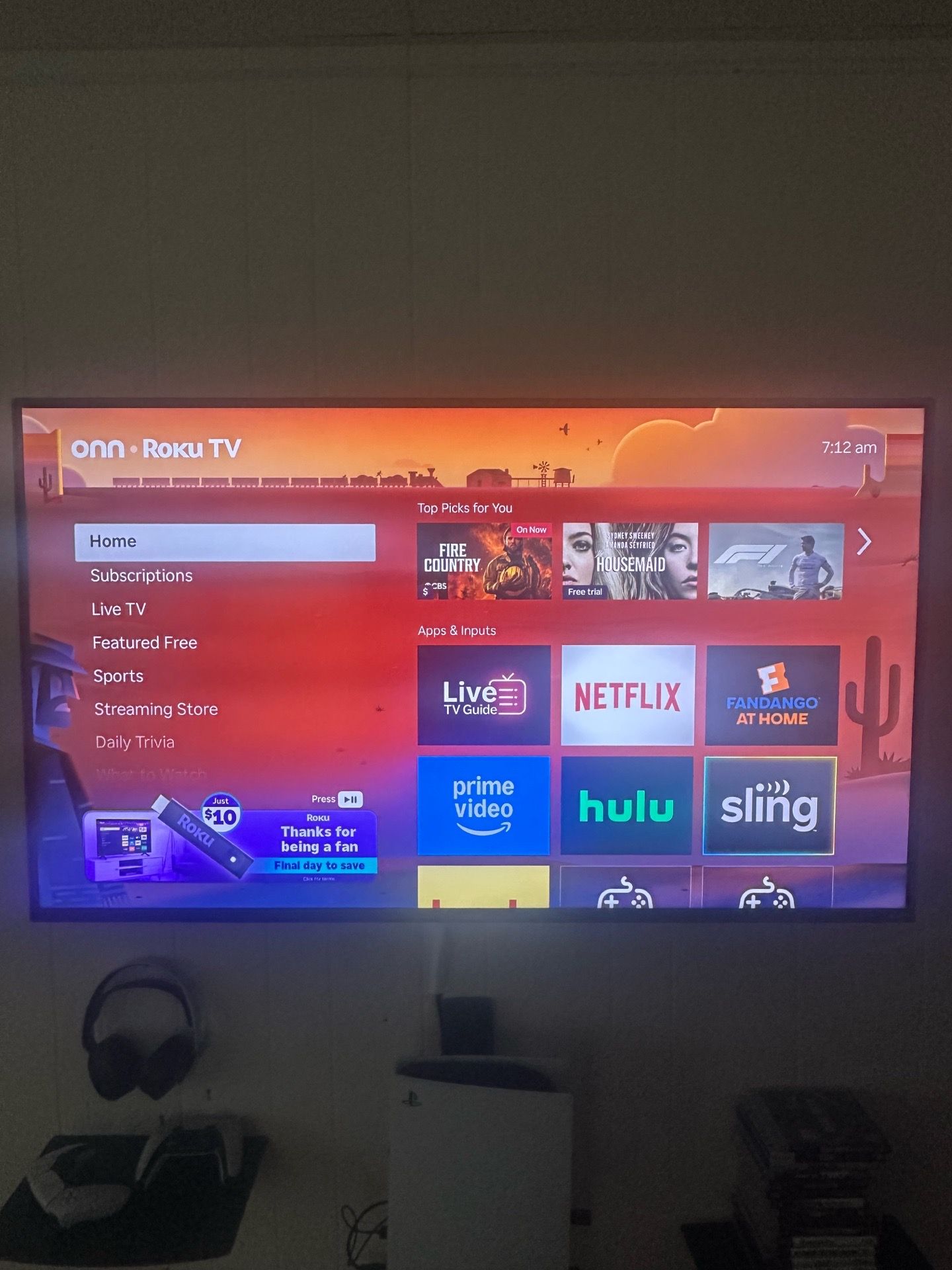Oon smart tv 55’ 4k excellent condition