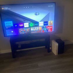 50 Inch Samsung TV Xbox One And Soundbar