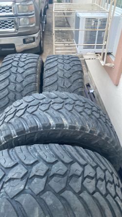 35x12.50R20 TerraiAttack 4x$130.00 2tienen Parche