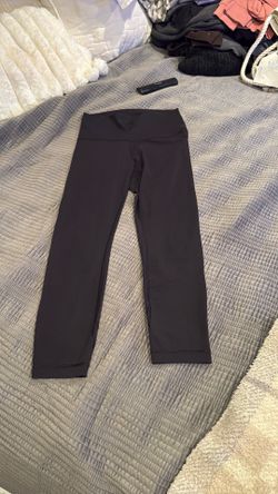 Lululemon black leggings size 8