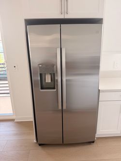 GE Profile 21.9 Cu. Ft. Counter-Depth Refrigerator – Brand New