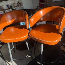 Brand new 2 sets of bar stools