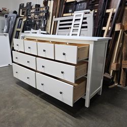 Dresser Hemnes 