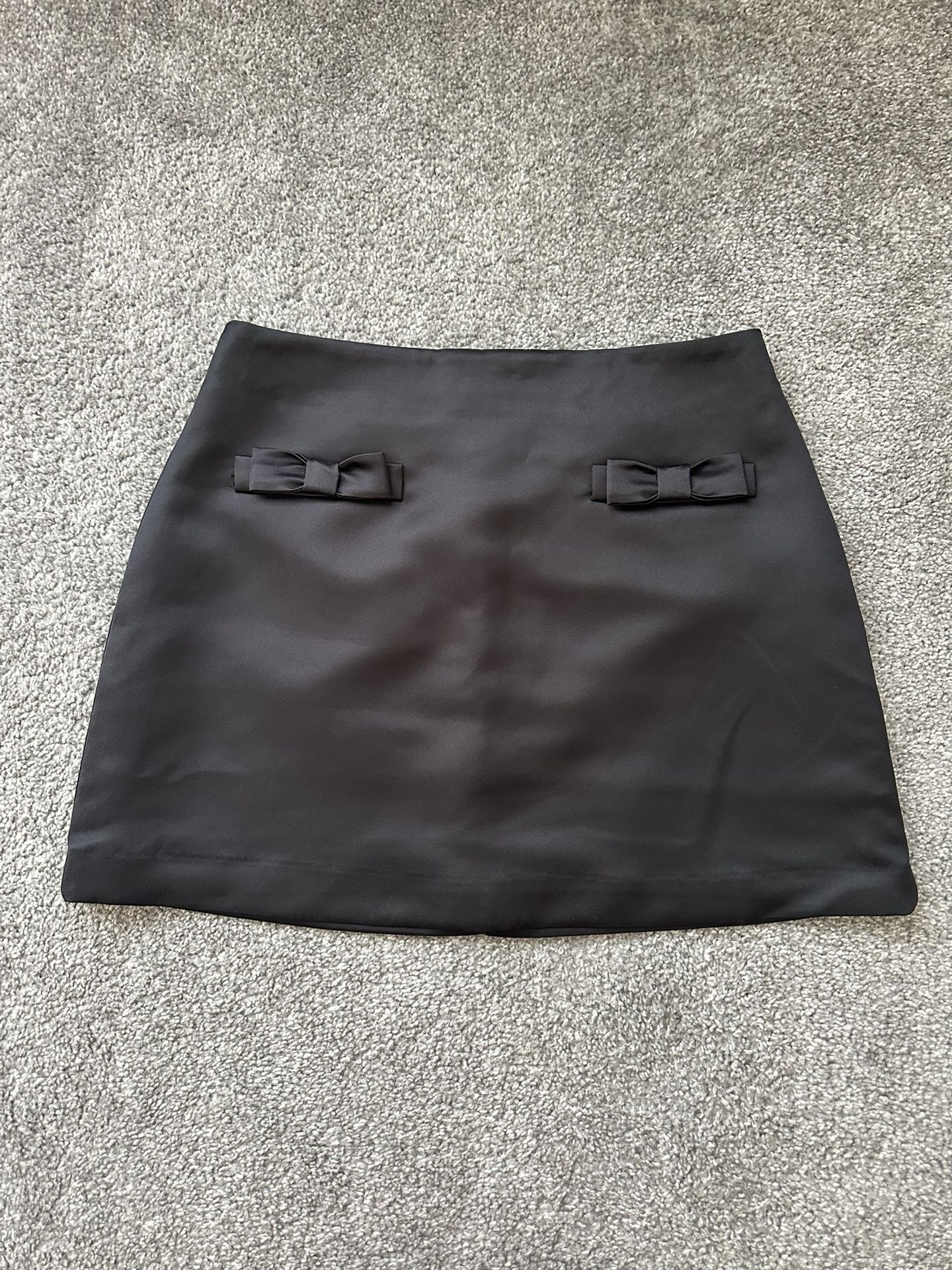 H&M New Skirt Size 6