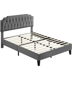 Yaheetech Queen Size Upholstered Bed Frame
