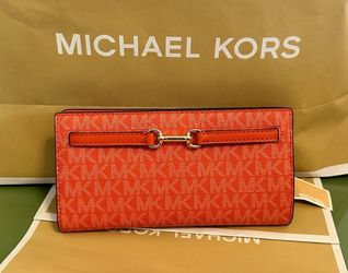 Michael Kors Wristlet