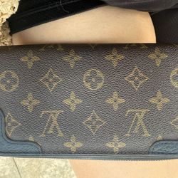 Louis Vuitton Organizer/wallet