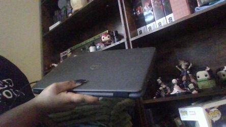 Dell Latitude 3300