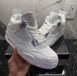 PURE MONEY JORDAN 4