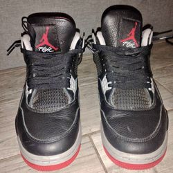Air Jordan ‘Bred’ 4