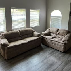 United Furniture, 2 Piece Tan Sofa