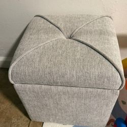 Ottoman with Storage 