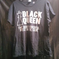 Women's Black Graphic T-SHIRT. Size XXL.