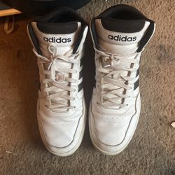adidas size  10 1/2
