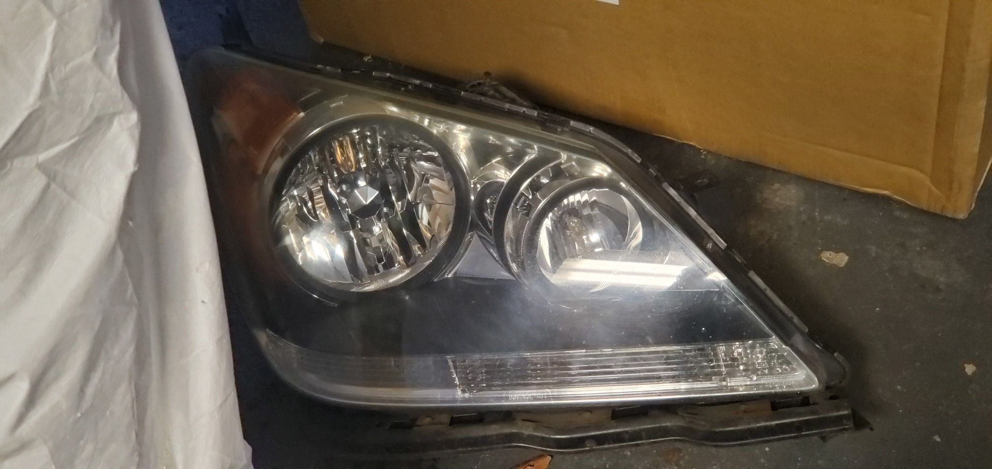 2008 Honda odyssey headlights assembly