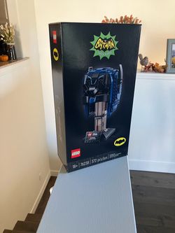 LEGO Exclusive DC Batman Classic TV Series Batman Cowl 76238