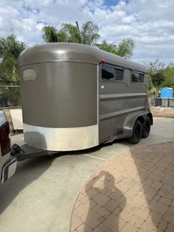 Horse trailer