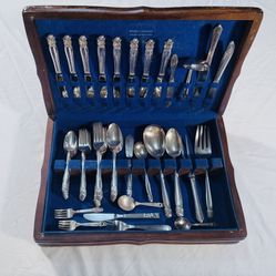 Vintage Holmes & Edwards Silverware Set – Silverplate Flatware in Wood Case