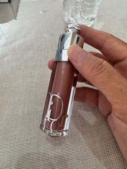 Dior pluming lip oil