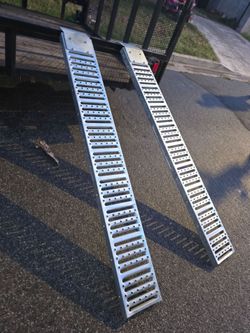 Aluminum ramps for quads or dirt bikes