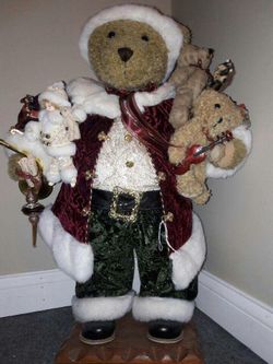Big santa bear